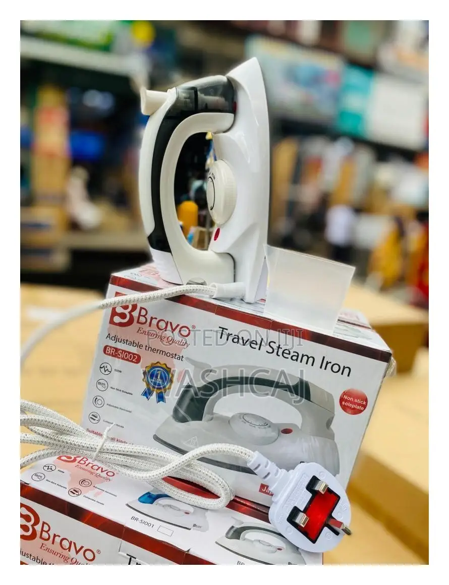 Bravo BR-S1002 Travel Steam Iron With Adjustable Thermostat