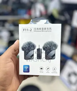 F11-2 Wireless Microphone Kit for Live Show, Interview, Vlog
