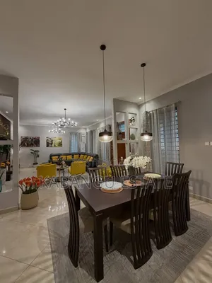 Furnished 3bdrm Villa in Oysterbay Near for rent