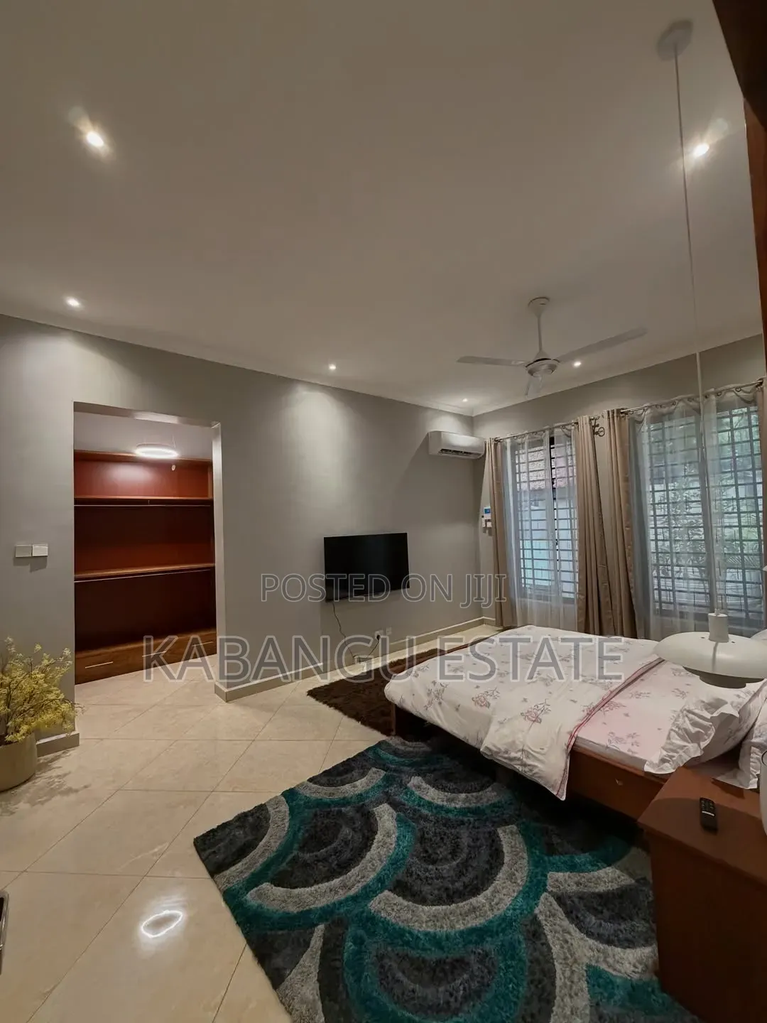 Furnished 3bdrm Villa in Oysterbay Near for rent