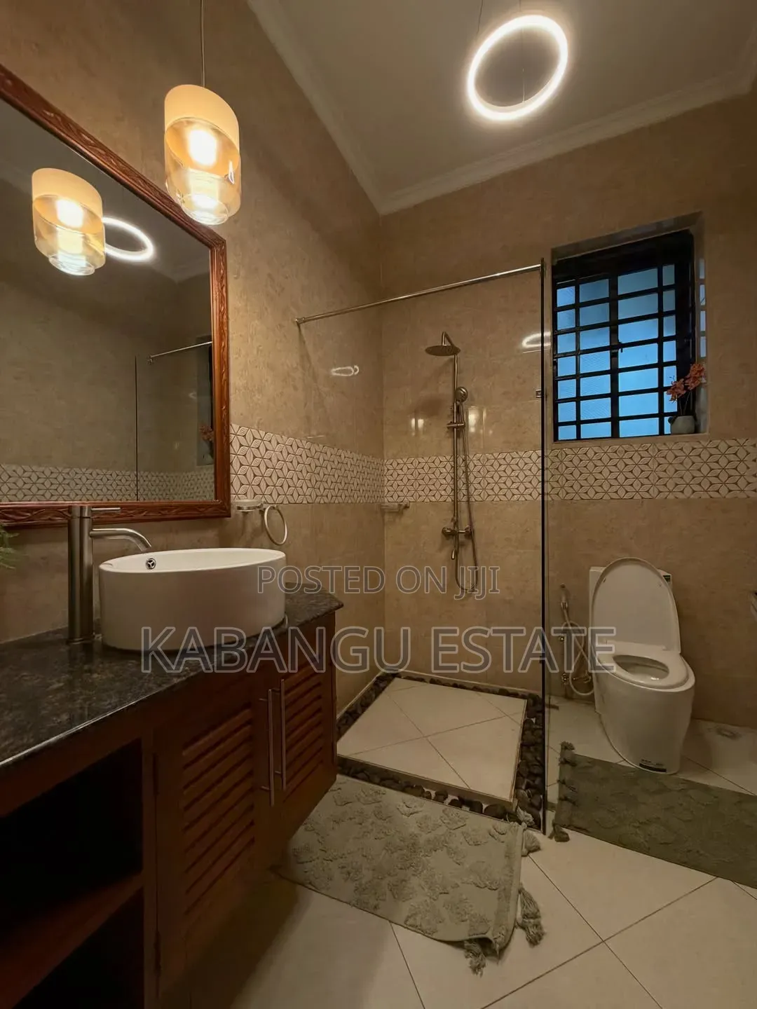 Furnished 3bdrm Villa in Oysterbay Near for rent