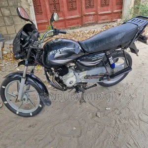 Bajaj Boxer 125 2025 Black