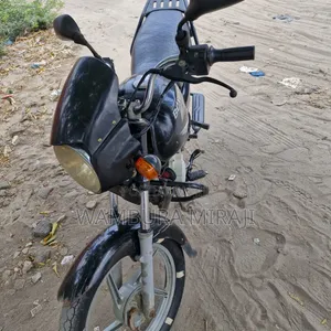 Bajaj Boxer 125 2025 Black