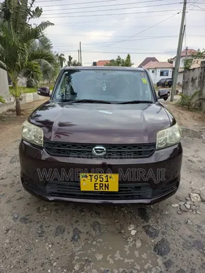 Toyota Corolla Rumion Hatchback 1.5 FWD 2009 Black