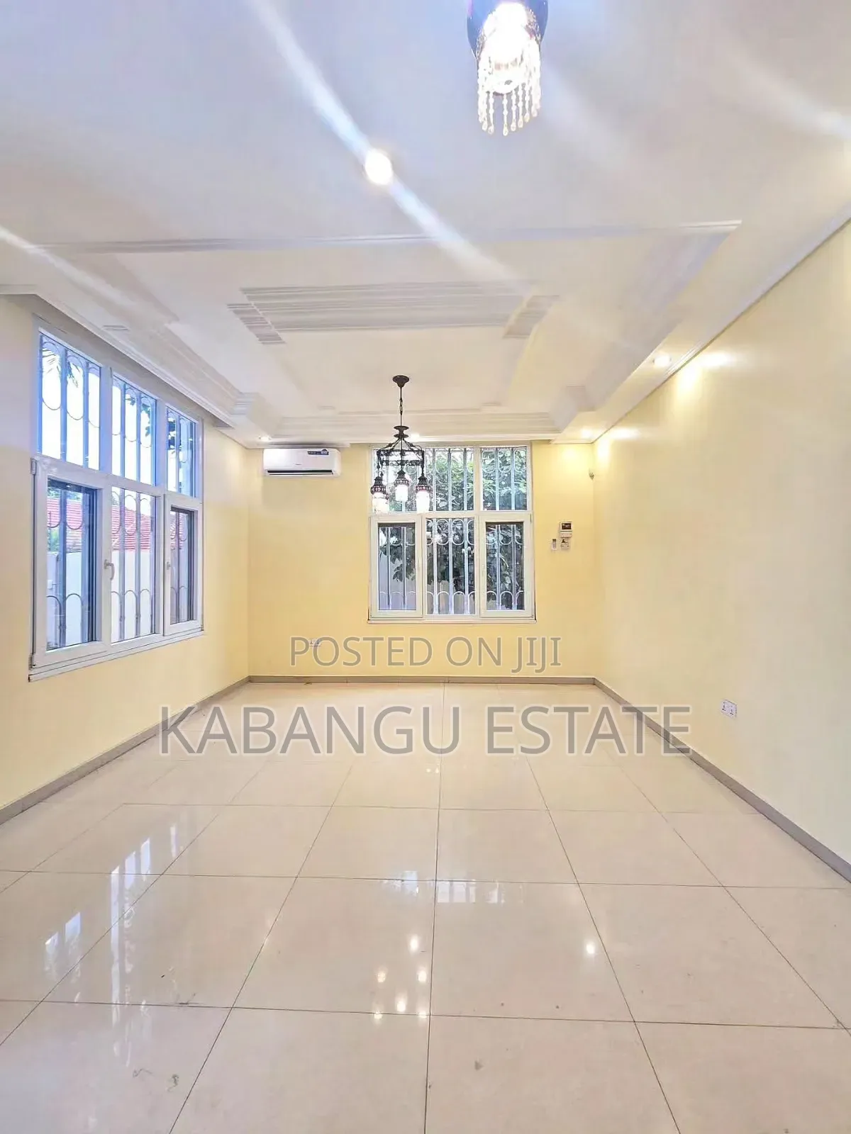 4bdrm House in Oysterbay for rent
