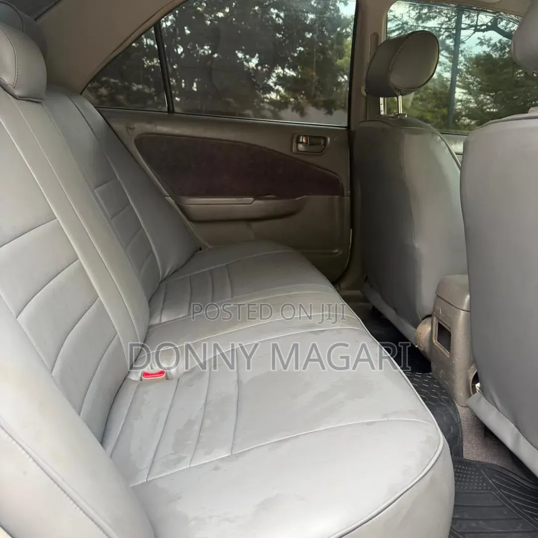 Toyota Carina 2001 White