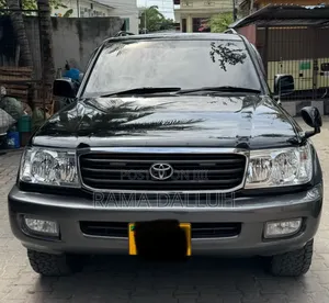 Toyota Land Cruiser 1998 Black