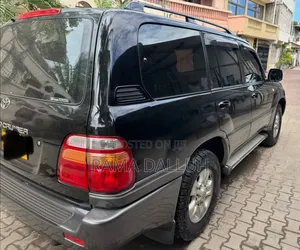 Toyota Land Cruiser 1998 Black