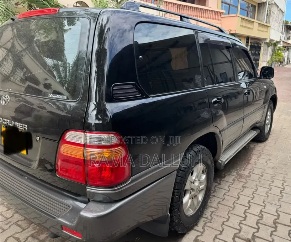 Toyota Land Cruiser 1998 Black
