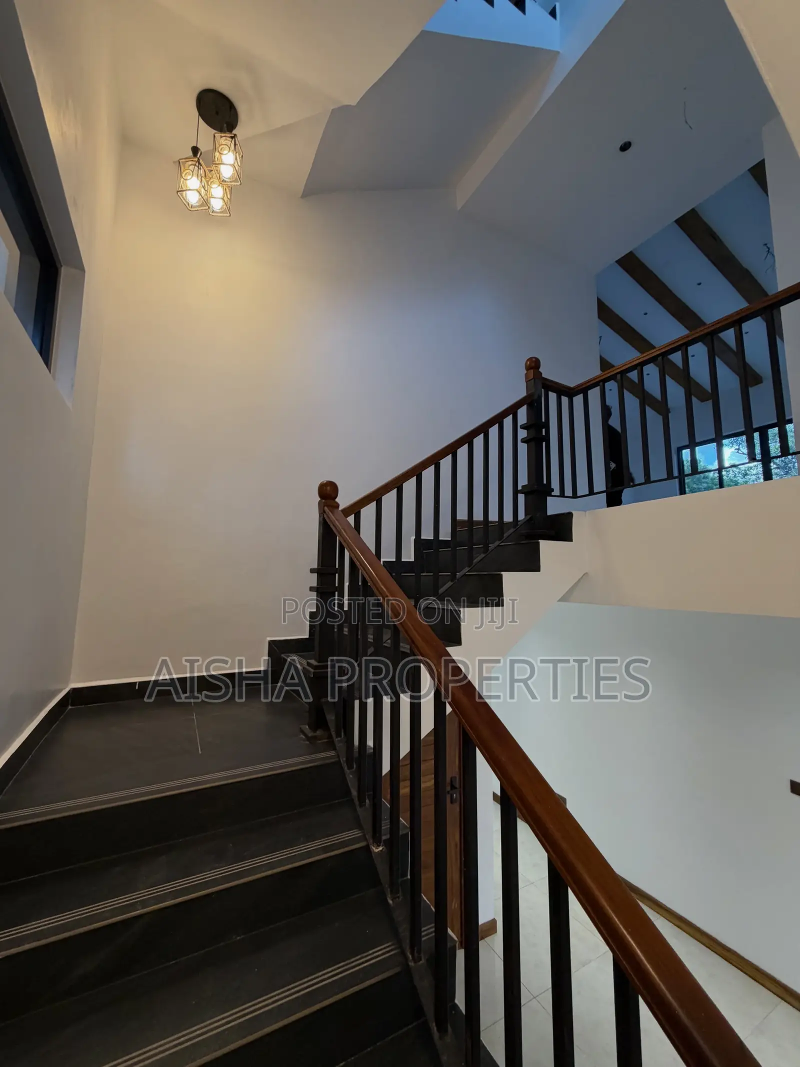 Furnished 4bdrm Villa in Masaki for rent