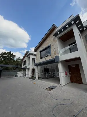 Furnished 4bdrm Villa in Masaki for rent