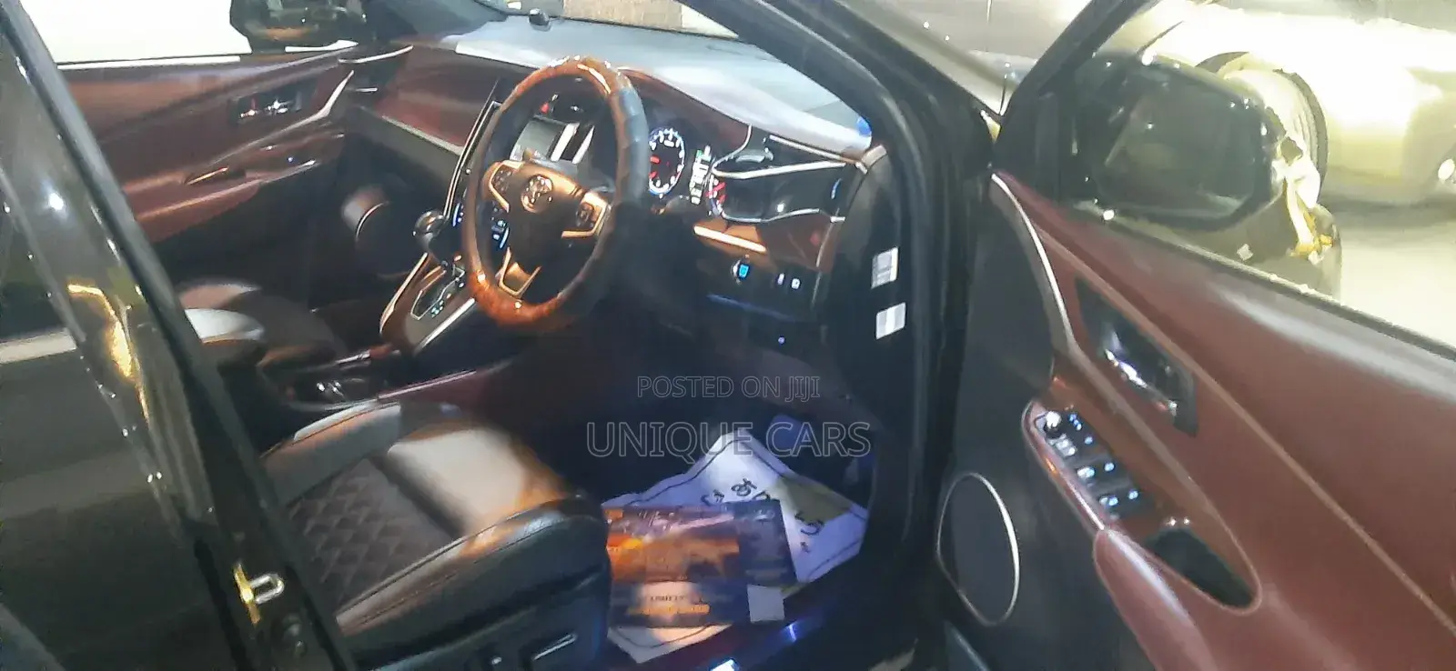 Toyota Harrier 2.0 2016 Brown