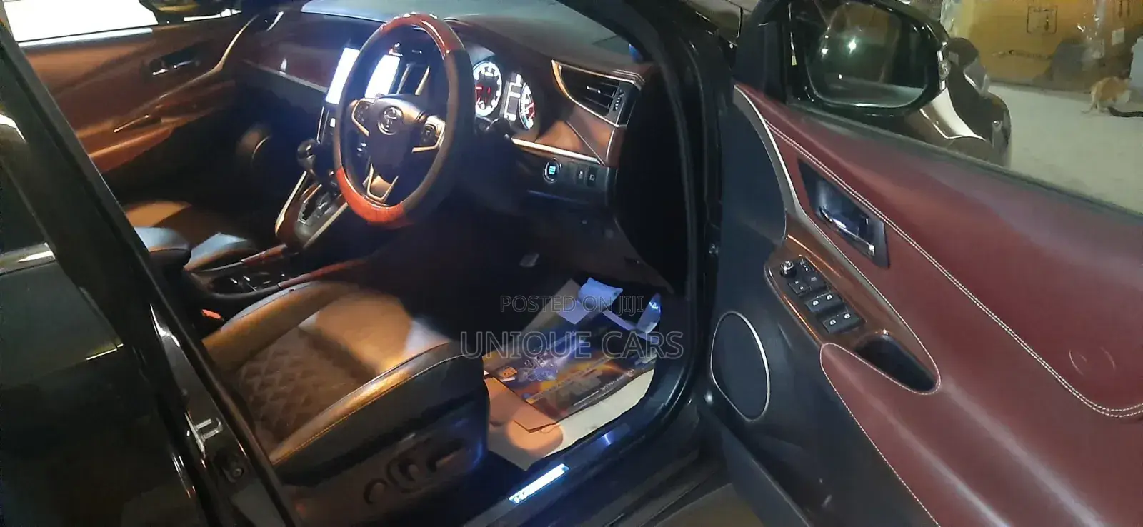 Toyota Harrier 2.0 2016 Brown