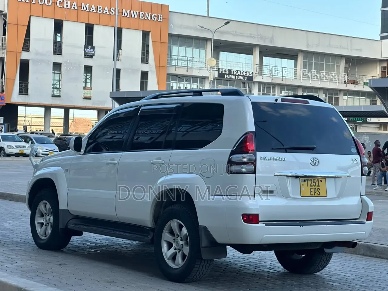 Toyota Land Cruiser Prado 2005 White
