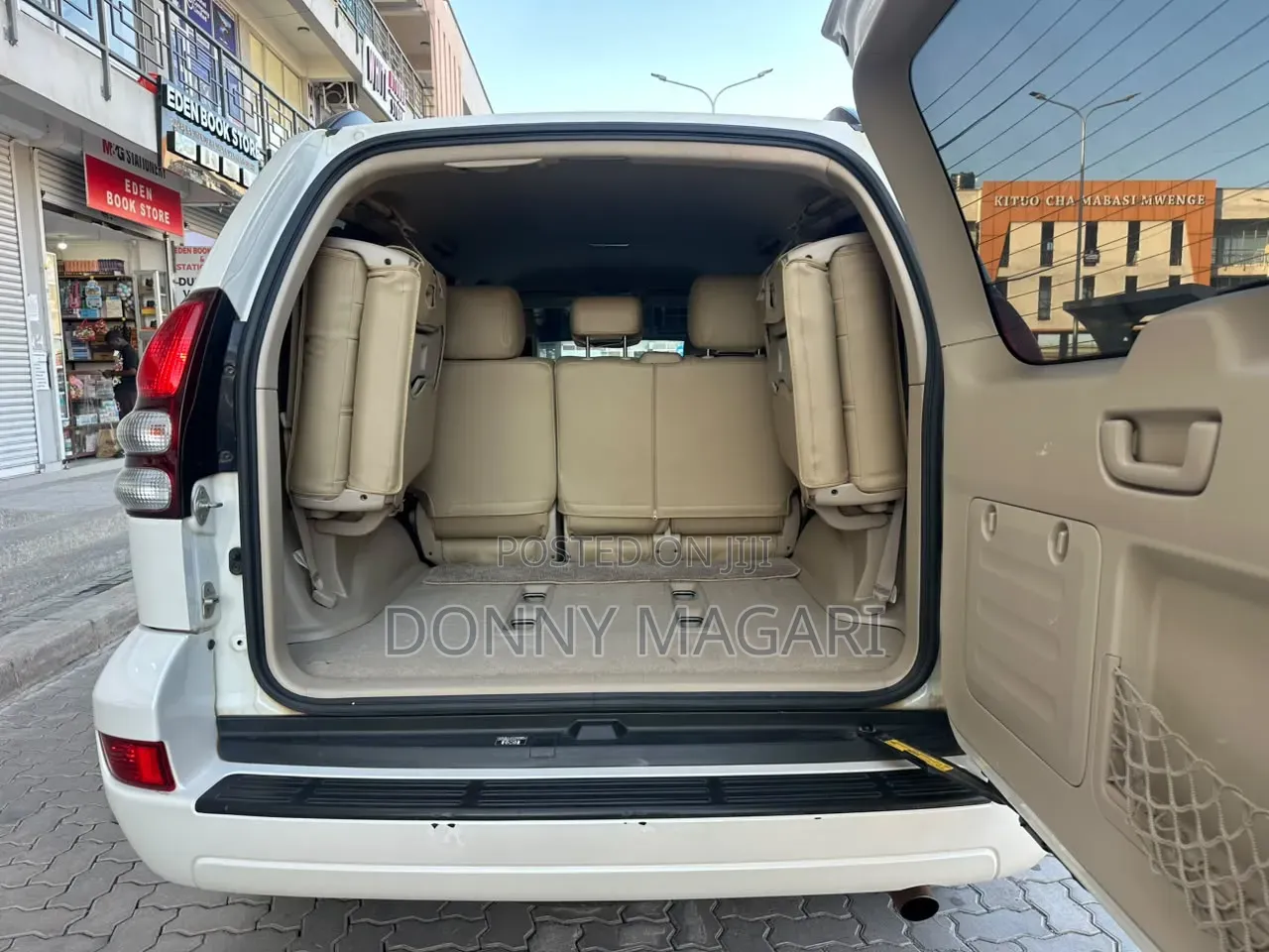 Toyota Land Cruiser Prado 2005 White