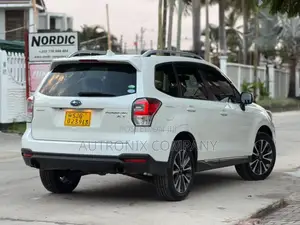 Subaru Forester 2015 White