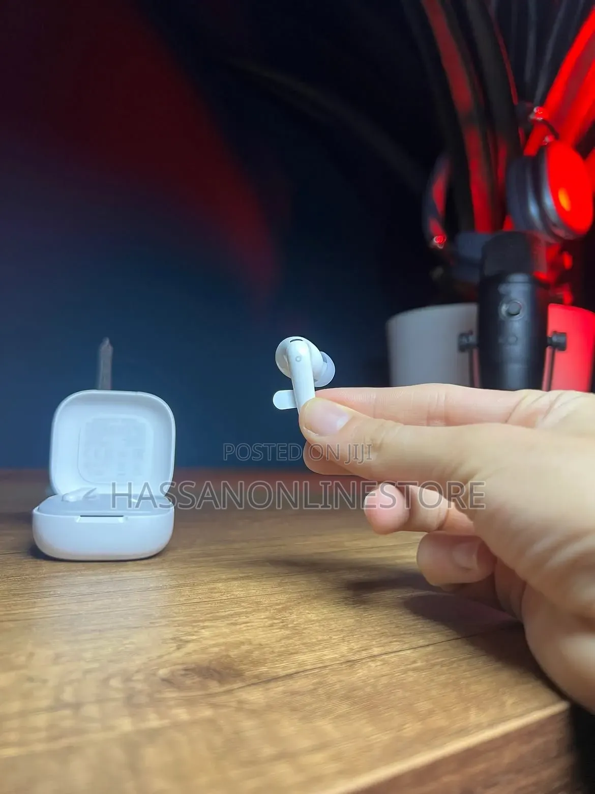Soundcore by Anker R60i NC - White