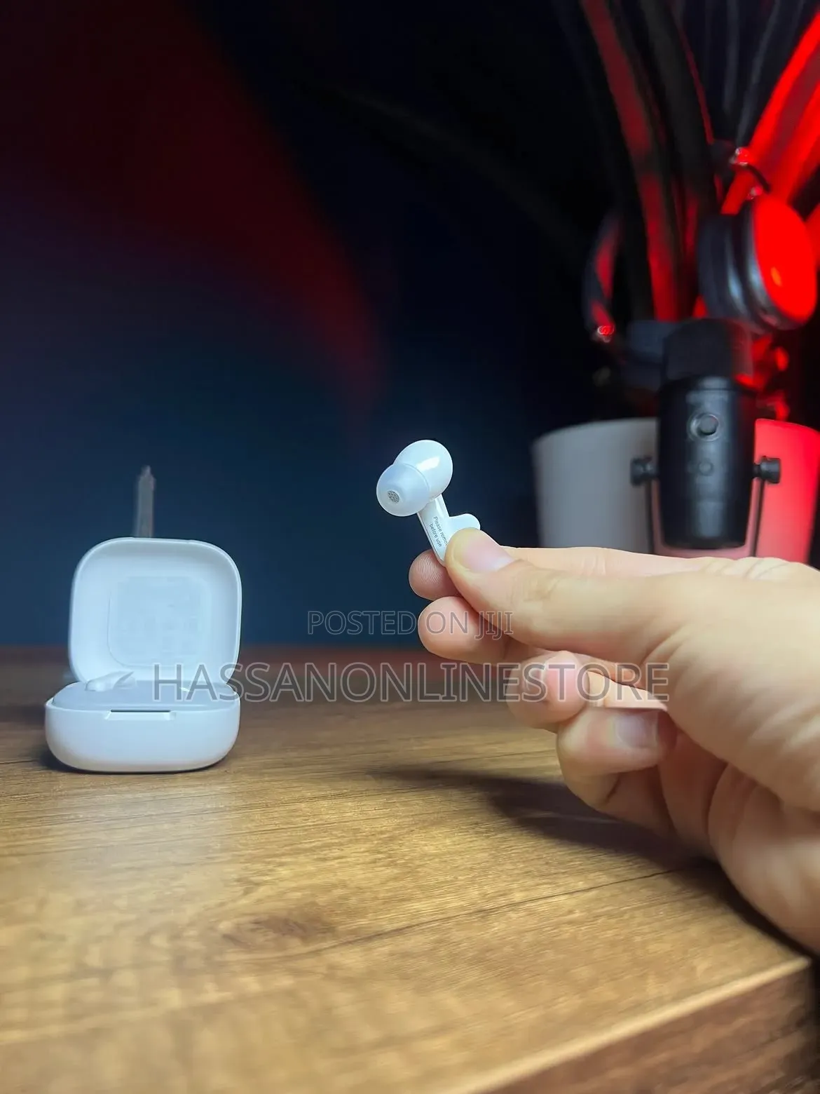 Soundcore by Anker R60i NC - White
