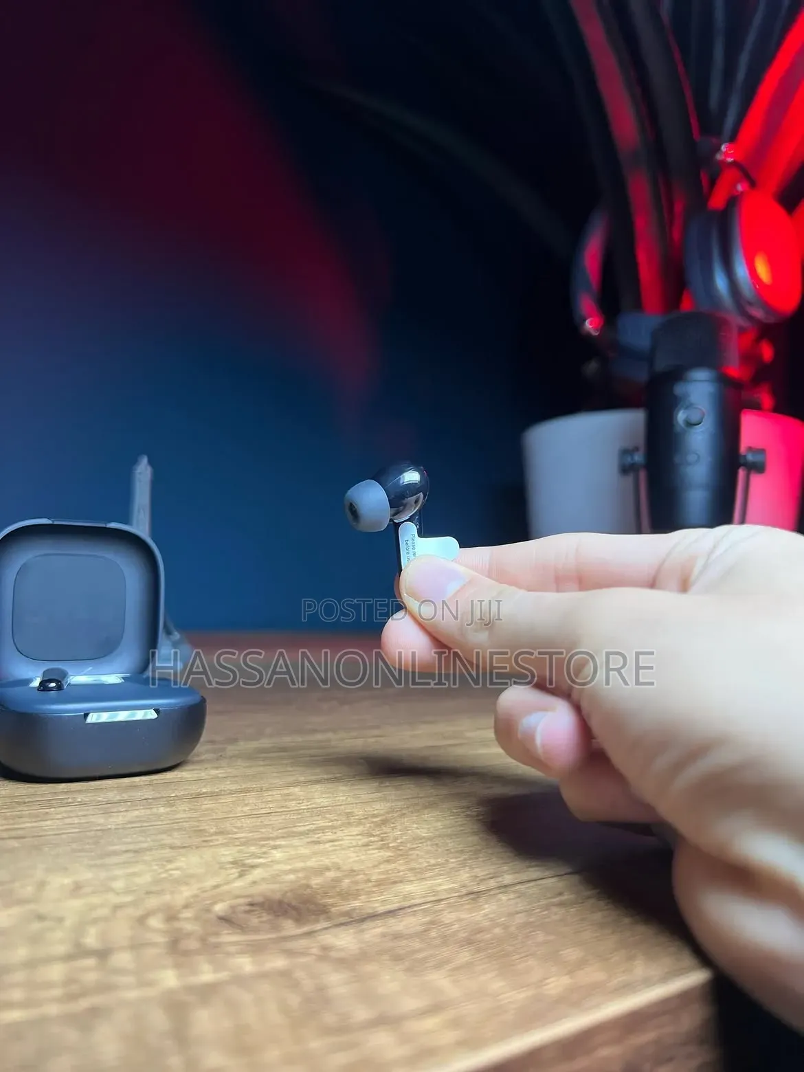 Soundcore by Anker R60i Nc True-Wireless Earbuds Black