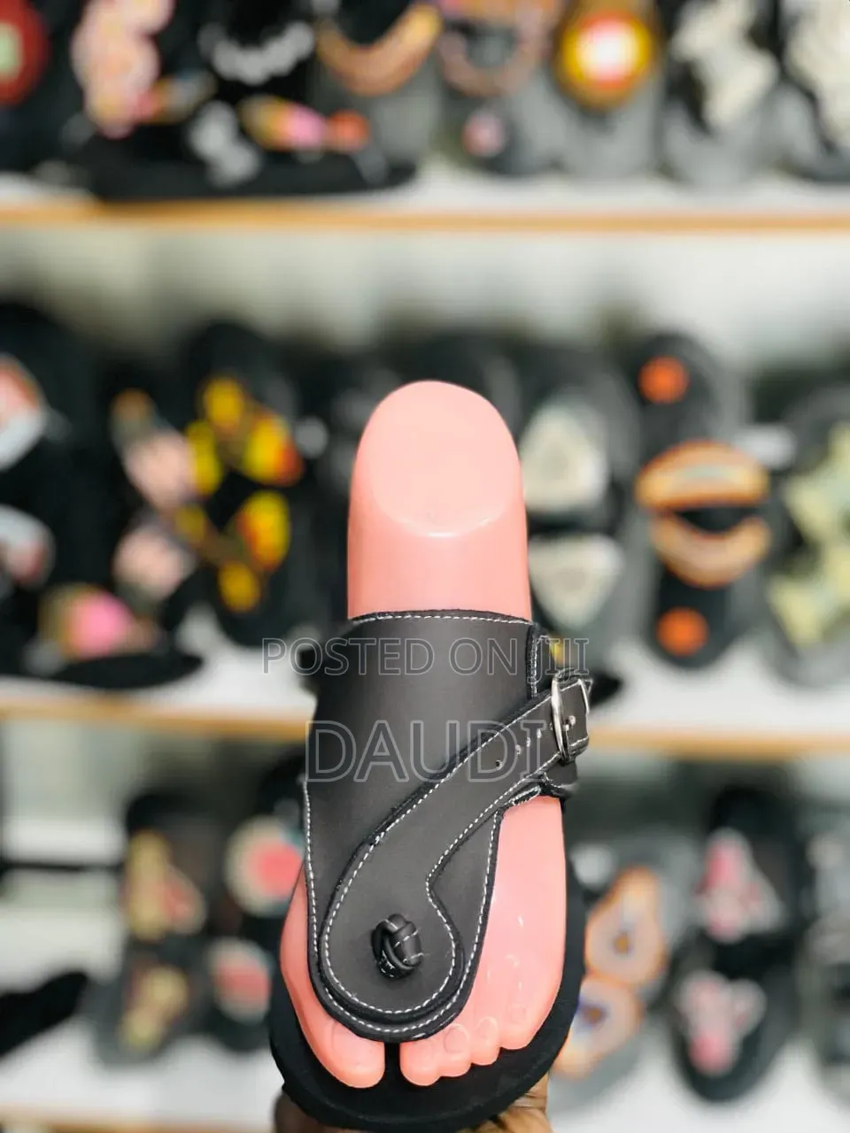 Sapro Sandals