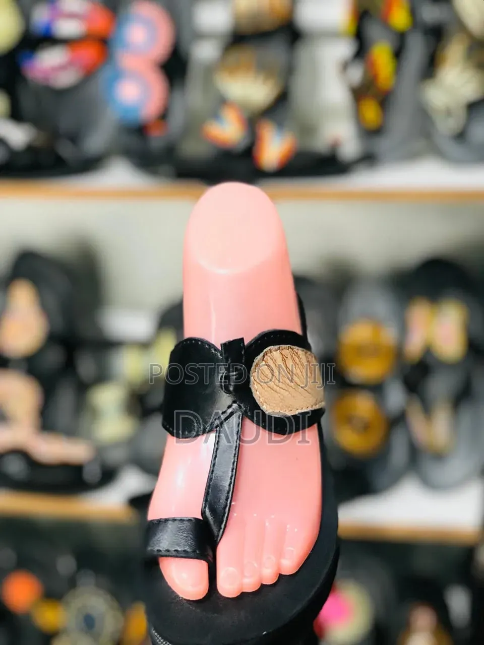 Sapro Sandals