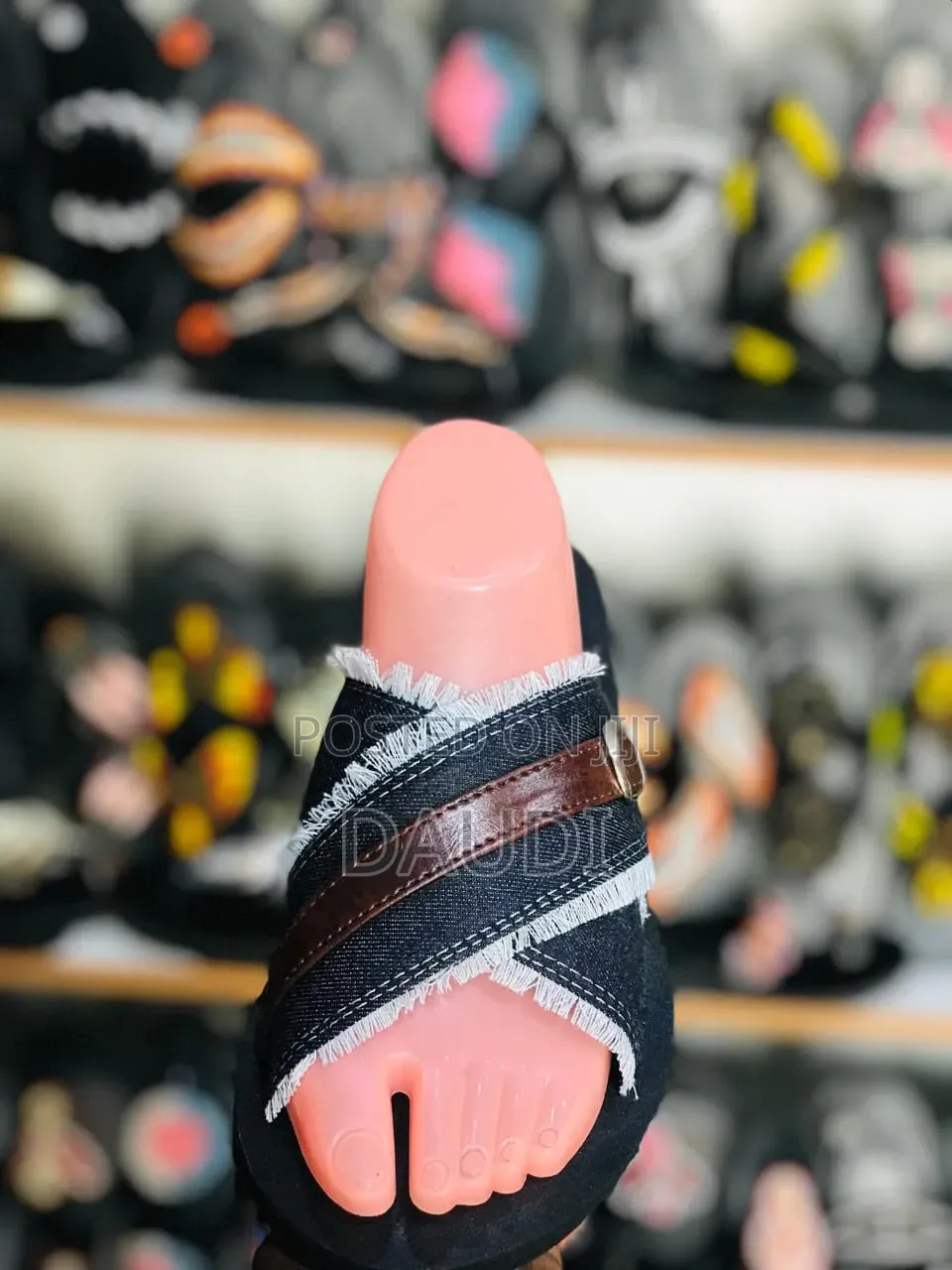 Sapro Sandals