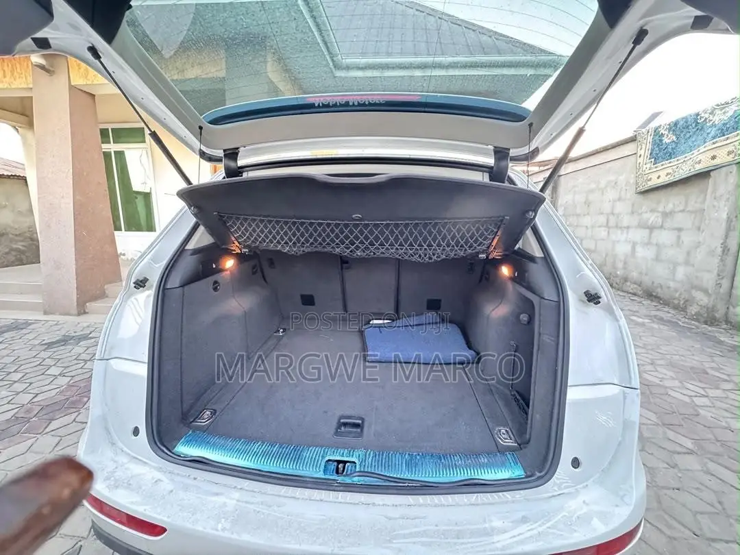 Audi Q5 2010 White