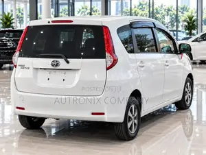 Toyota Passo Sette 2008 White