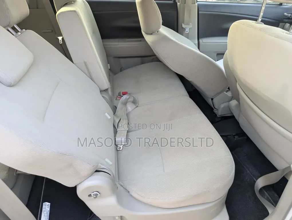 Toyota Passo Sette 2008 White