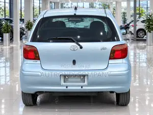 Toyota Vitz 1.0 FWD 5dr 2004 Blue