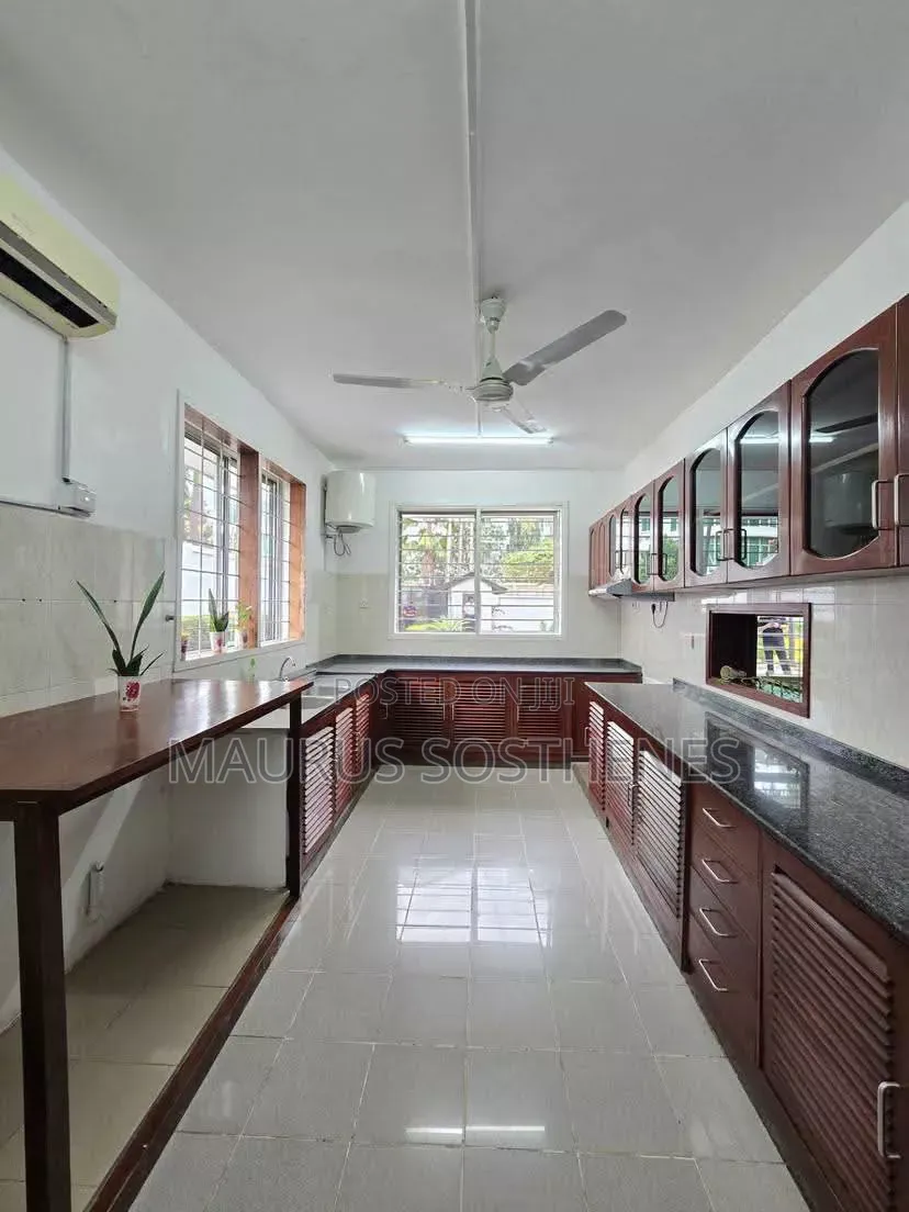 5bdrm House in Masaki for rent