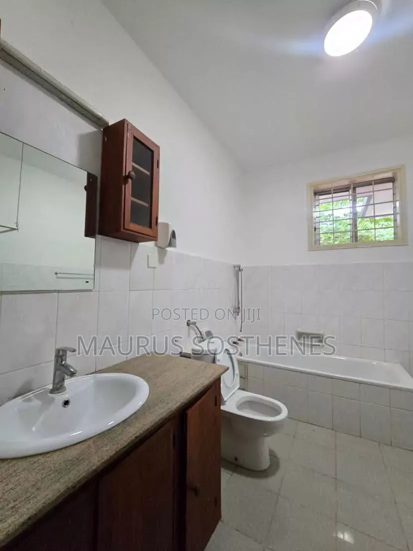 5bdrm House in Masaki for rent
