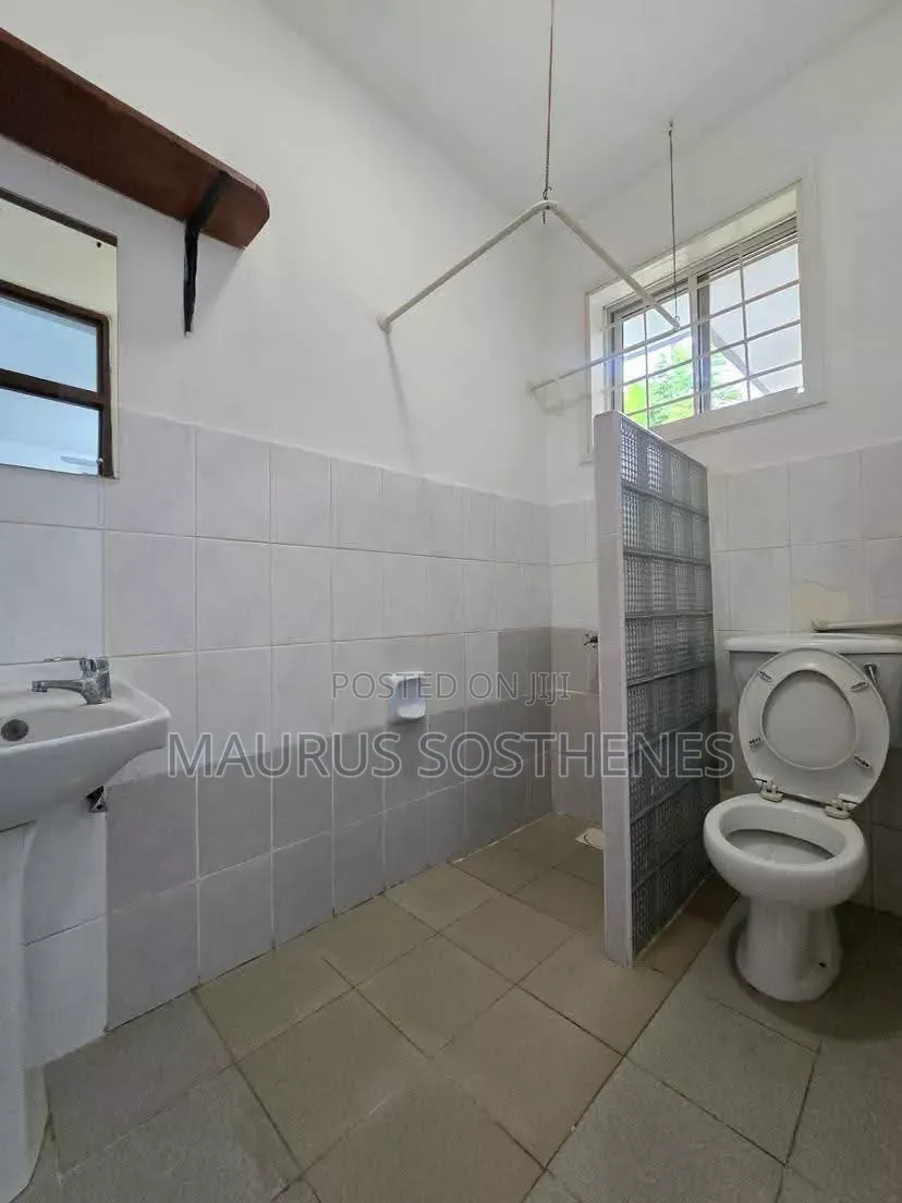 5bdrm House in Masaki for rent