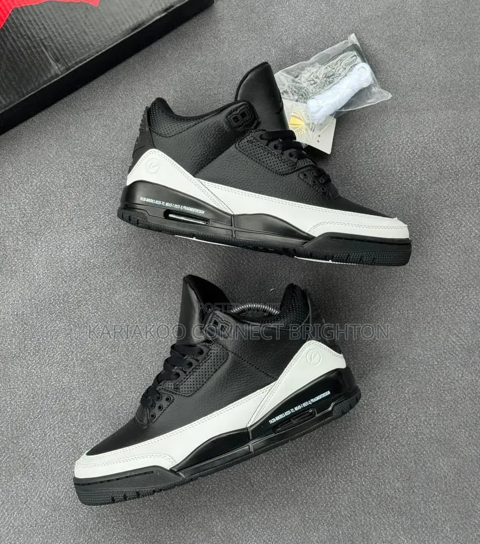 Retro Court Sneakers Clean Classic