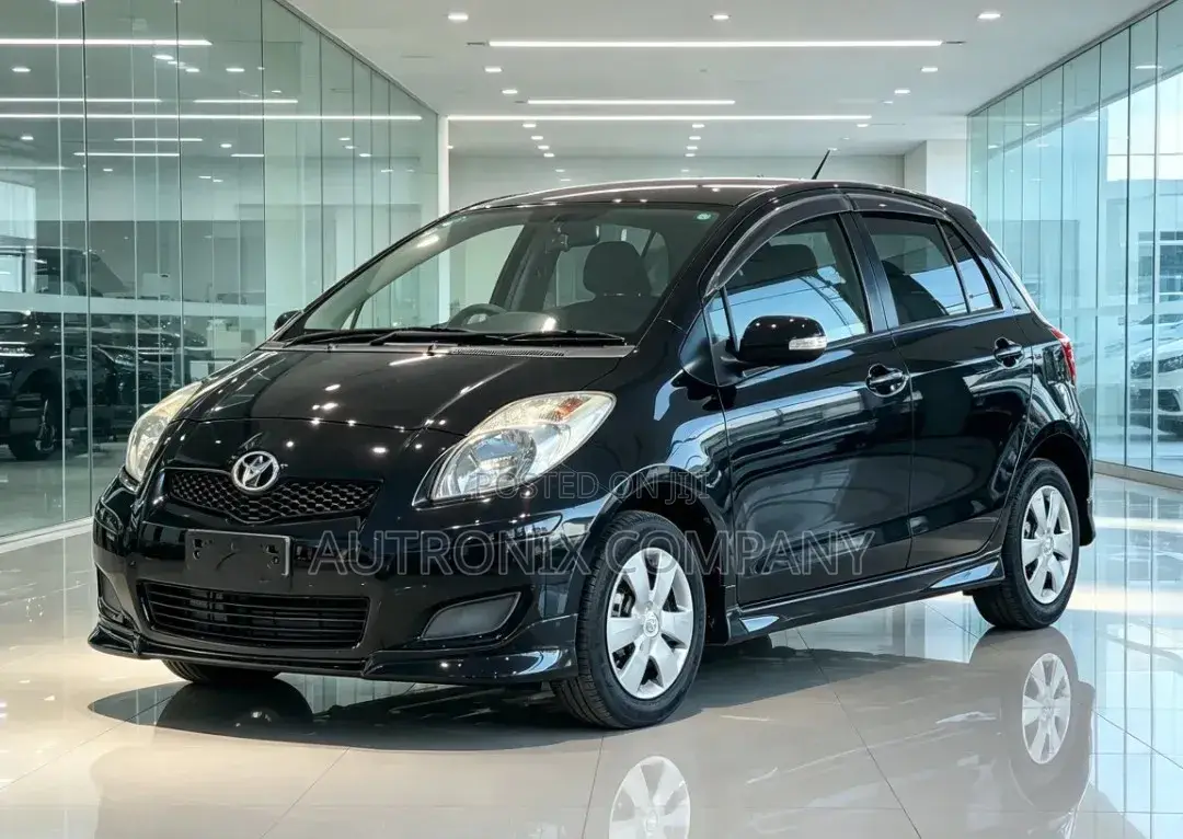 Toyota Vitz 2010 Black