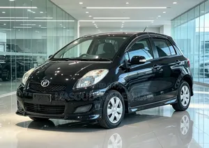 Toyota Vitz 2010 Black