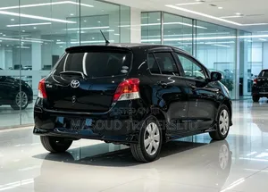 Toyota Vitz 2010 Black
