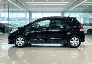 Toyota Vitz 2010 Black