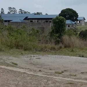 Kiwanja Kinauzwa Madale Mbopo Karibu Na Chuo Cha Malolo