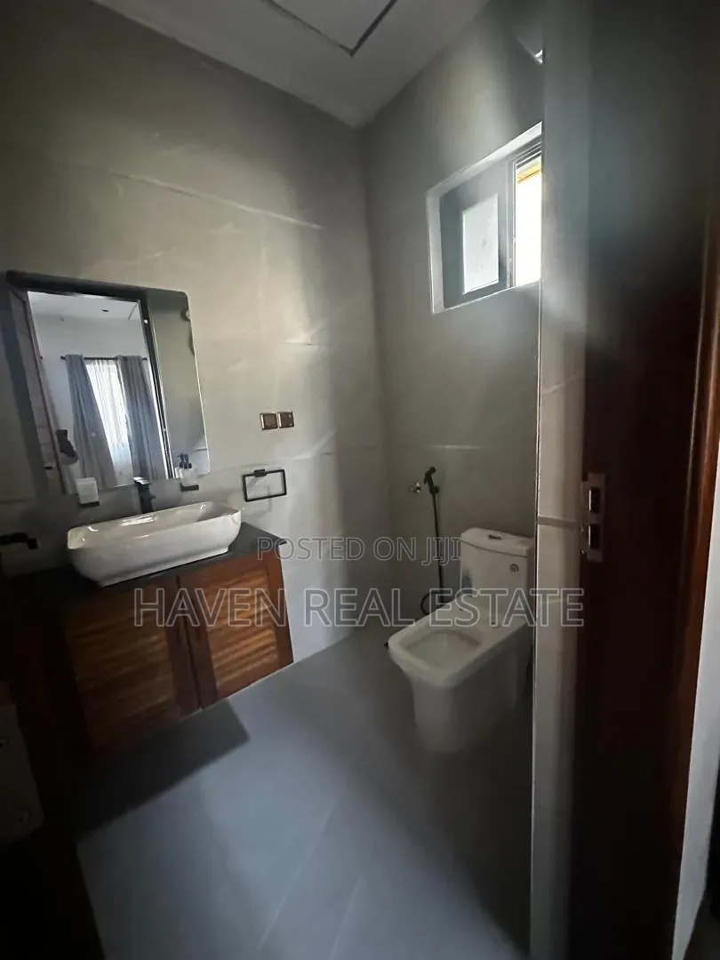 4bdrm Villa in Oyster Bay for rent