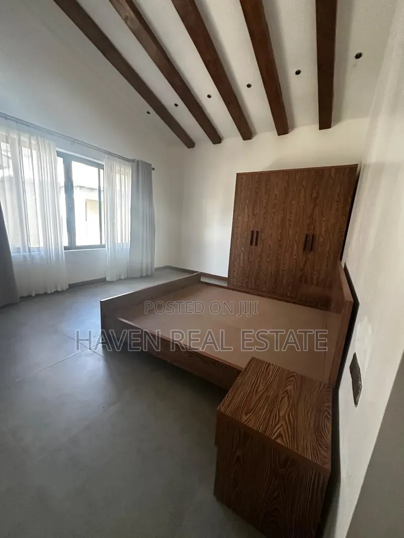 4bdrm Villa in Oyster Bay for rent