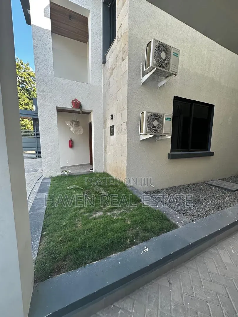 4bdrm Villa in Oyster Bay for rent