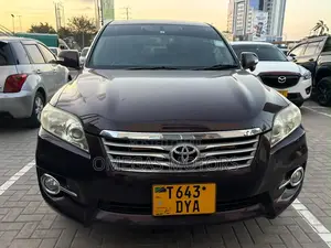 Toyota Vanguard 2011 Black