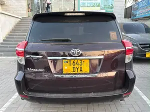 Toyota Vanguard 2011 Black