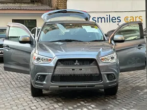 Mitsubishi RVR 2.0 2011 Gray
