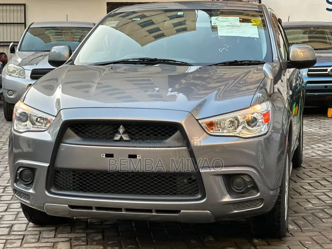 Mitsubishi RVR 2.0 2011 Gray