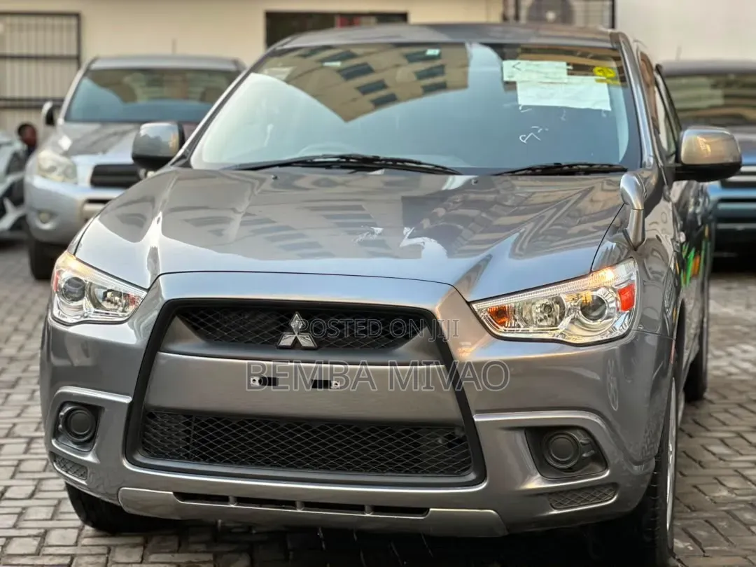 Mitsubishi RVR 2.0 2011 Gray
