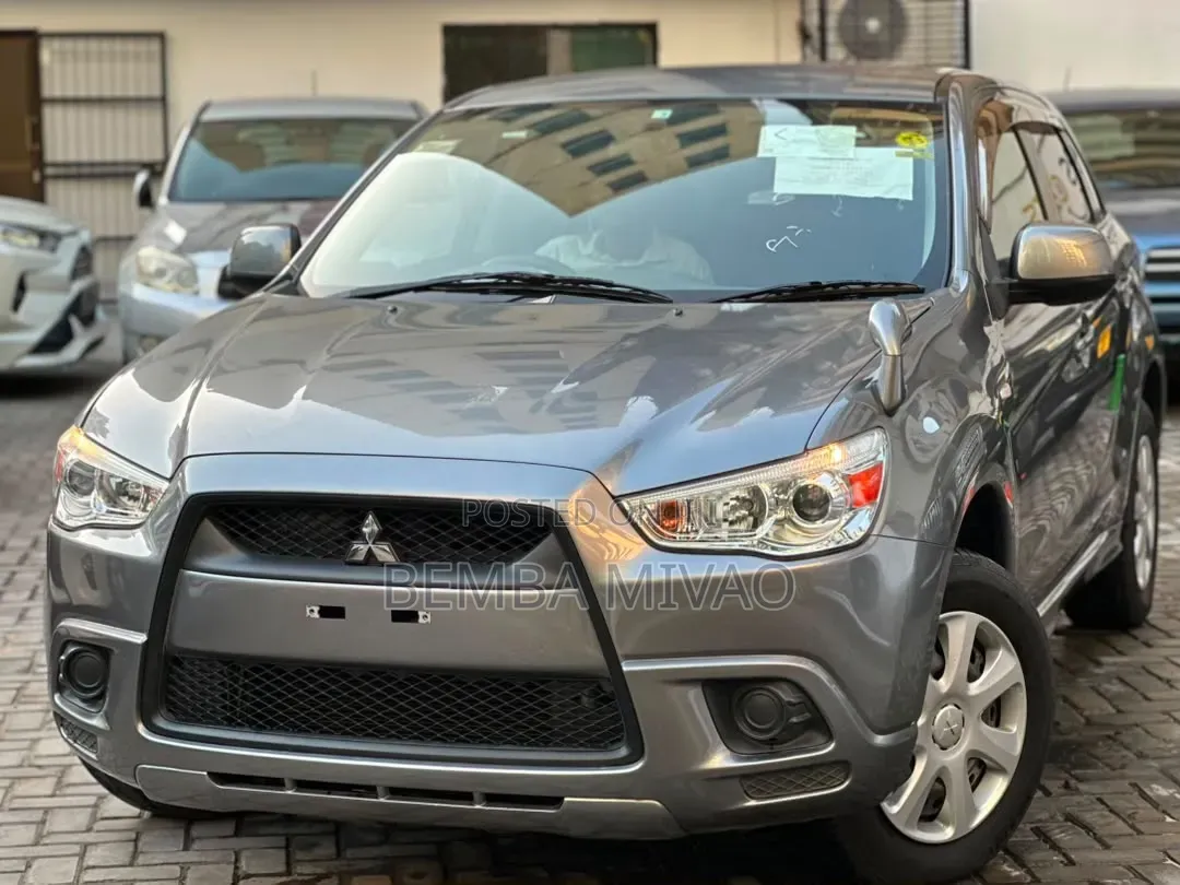 Mitsubishi RVR 2.0 2011 Gray