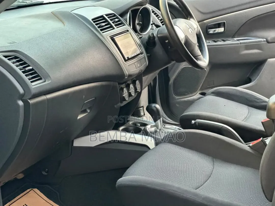 Mitsubishi RVR 2.0 2011 Gray