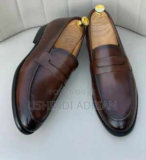 altair Luxe Shoes brand: Clarks full Box